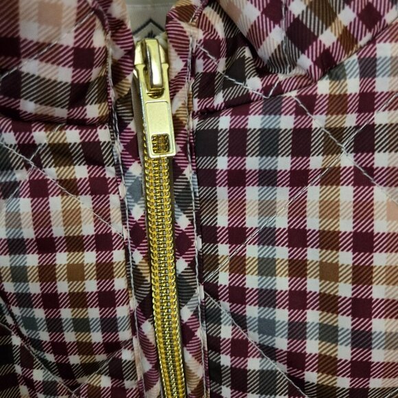 St. John's Bay NWT Plaid Autumnal Puffer Vest Size M - Picture 7 of 11